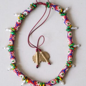 collier Étoile mondakan (rose) – collier en perles de verre recyclé